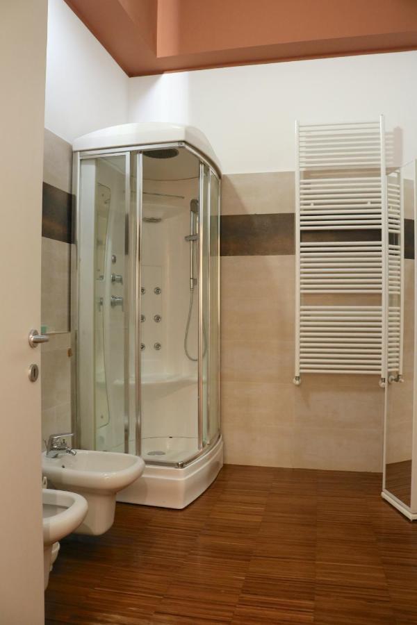 Cozy & Large Loft Famagosta Apartment Milano Exterior foto
