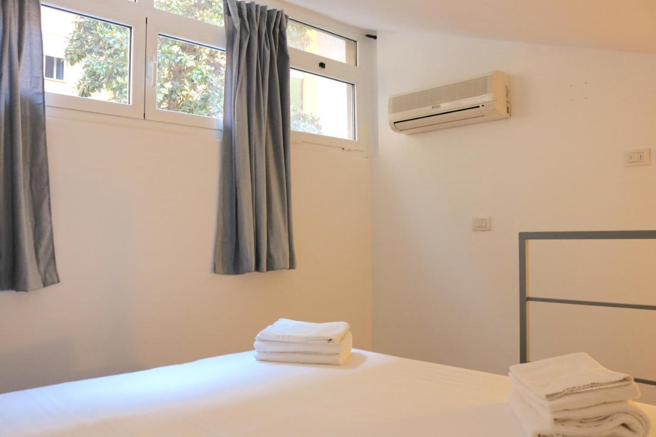 Cozy & Large Loft Famagosta Apartment Milano Exterior foto